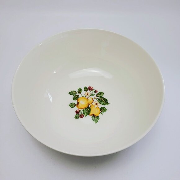 Wedgwood Amway Pears & Berries 10" Round Serving Bowl Beige Fruit & Floral - Picture 3 of 11